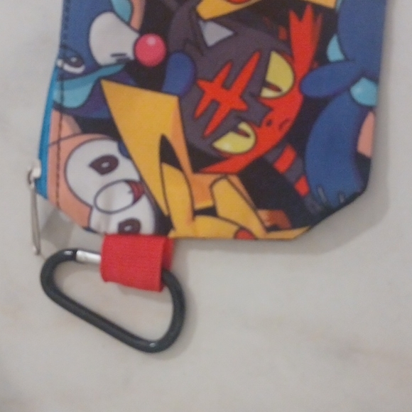 Pikachu - Picture 2 of 2